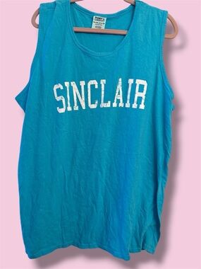 Sinclair Graphic Tank Top in Teal